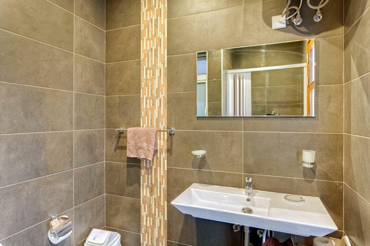 Modern 2 Bedroom Apartment In St Julians San Ġiljan Exterior foto